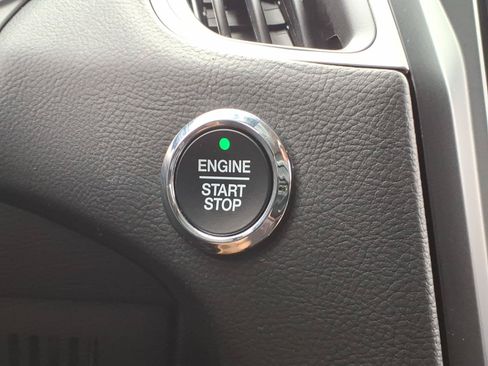 Used 2024 Ford Edge SEL w/ Convenience Package AWD/4WD image 16