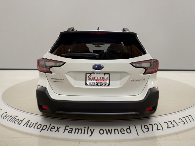 Used 2024 Subaru Outback Premium AWD/4WD image 4