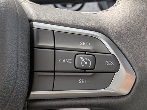 New 2026 Jeep Compass Latitude image 22