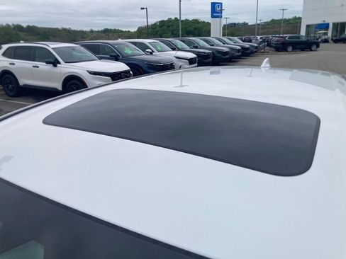 New 2026 Honda CR-V EX-L image 10
