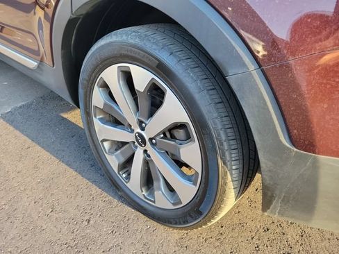 Used 2022 Kia Telluride EX w/ EX Premium Package AWD/4WD image 36