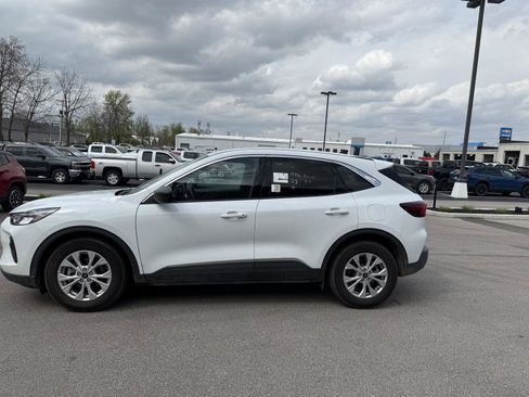 Used 2023 Ford Escape Active image 6