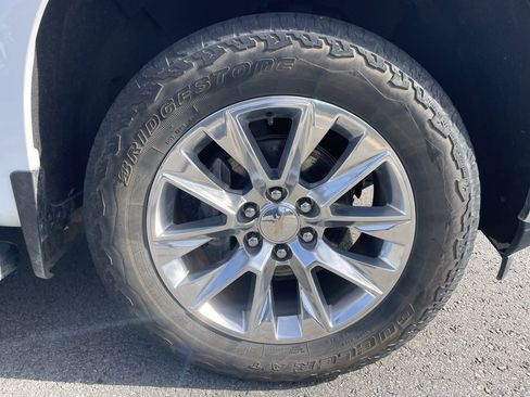 Used 2019 Chevrolet Silverado 1500 LTZ w/ LTZ Premium Package image 32