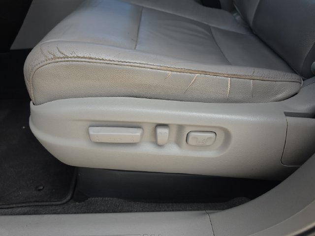 Used 2012 Honda Pilot EX-L image 17