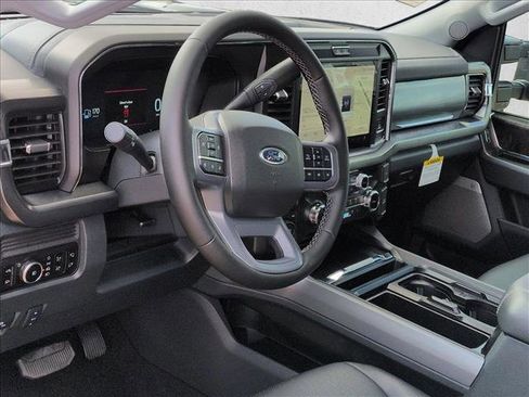 New 2026 Ford F250 Lariat w/ FX4 Off-Road Package image 3