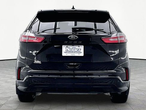 Certified 2024 Ford Edge ST-Line AWD/4WD image 4