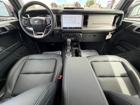 New 2026 Ford Bronco Outer Banks AWD/4WD image 16