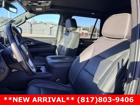 Used 2022 GMC Yukon SLT w/ SLT Premium Package image 11