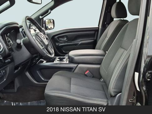 Certified 2018 Nissan Titan SV w/ SV Convenience Package RWD image 14