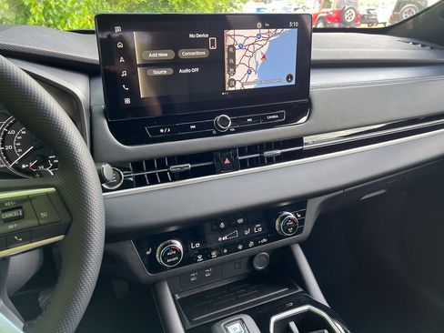 New 2026 Mitsubishi Outlander LE AWD/4WD image 22