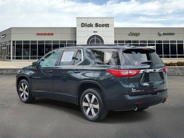 Used 2021 Chevrolet Traverse LT w/ LT Premium Package AWD/4WD image 3