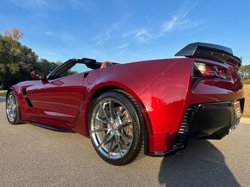 Used 2019 Chevrolet Corvette Grand Sport image 7