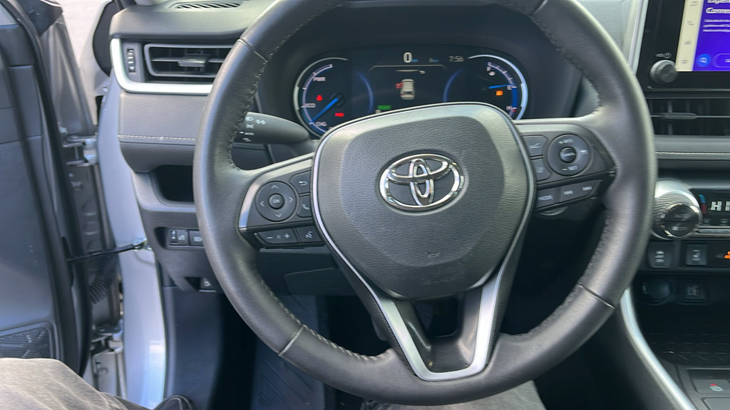Used 2024 Toyota RAV4 XLE w/ Convenience Package AWD/4WD image 12