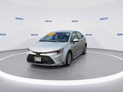 Used 2024 Toyota Corolla LE image 3