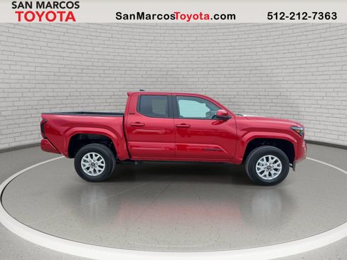 Used 2026 Toyota Tacoma SR5 AWD/4WD image 5