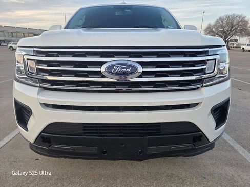 Used 2020 Ford Expedition Max XLT w/ Equipment Group 202A image 2