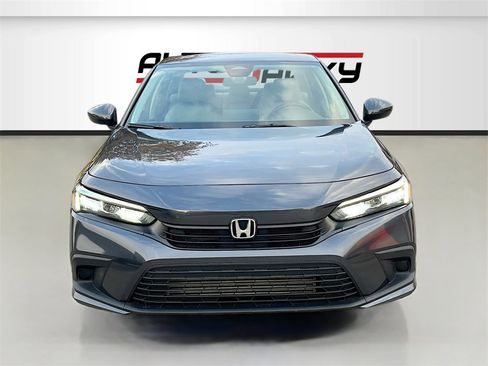 Used 2024 Honda Civic EX image 2