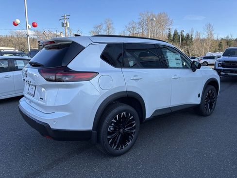 New 2026 Nissan Rogue SV AWD/4WD image 9