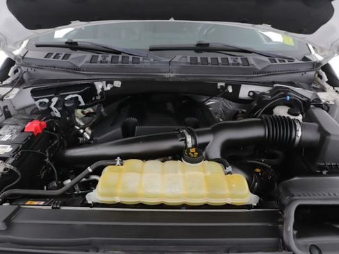 Used 2020 Ford F150 Platinum w/ Equipment Group 701A Luxury AWD/4WD image 15