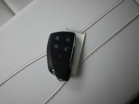 Certified 2024 GMC Acadia Denali image 20