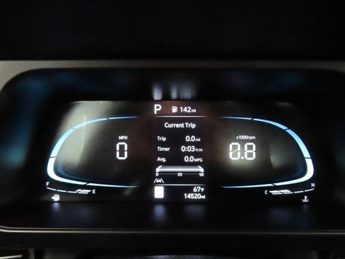 Used 2025 Hyundai Elantra Sport FWD image 14