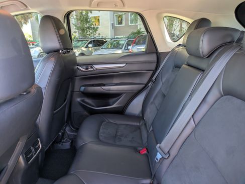 Used 2019 MAZDA CX-5 Touring image 13