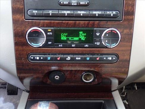 Used 2008 Ford Expedition Limited image 21