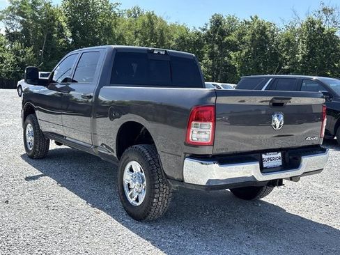 Used 2024 RAM 2500 Tradesman w/ Chrome Appearance Group AWD/4WD image 6