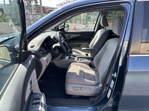 Used 2020 Honda Pilot EX image 11