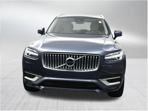 Used 2023 Volvo XC90 B6 Plus w/ Protection Package Premier AWD/4WD image 8