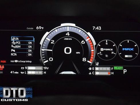 Used 2024 Toyota Tundra Limited w/ Power Package image 46