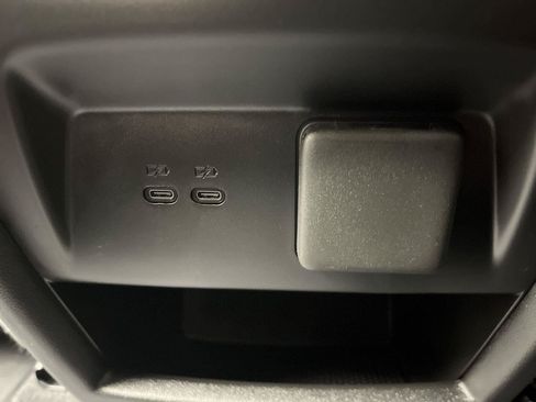 Used 2026 Buick Enclave Sport Touring w/ Power Package AWD/4WD image 11
