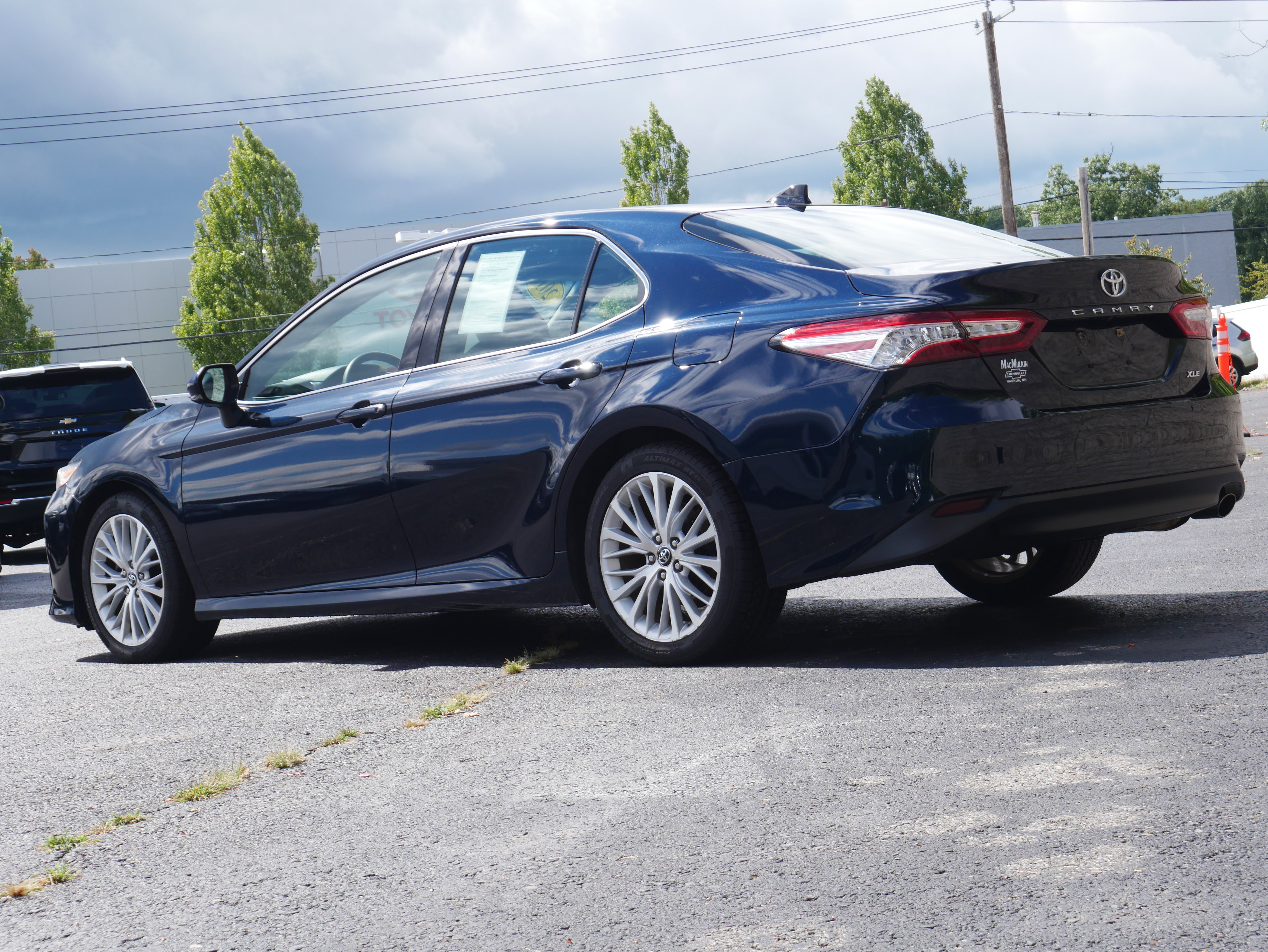 Used 2018 Toyota Camry XLE w/ Audio Package FWD image 4