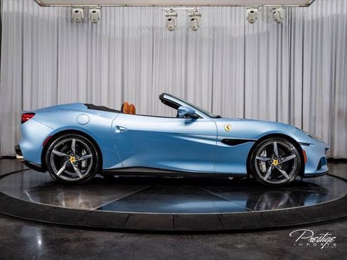 Used 2023 Ferrari Portofino M RWD image 21