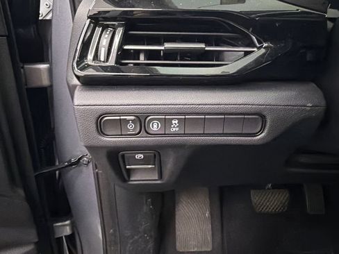 Used 2023 Acura MDX SH-AWD image 34