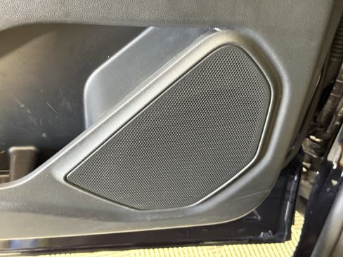 Certified 2022 Ford Explorer ST w/ Equipment Group 401A image 17