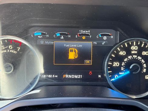 Used 2015 Ford F150 Lariat w/ Equipment Group 501A Mid AWD/4WD image 26