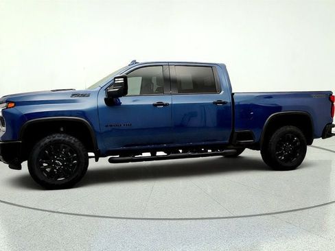 Used 2026 Chevrolet Silverado 2500 LTZ w/ Trail Boss Package AWD/4WD image 8