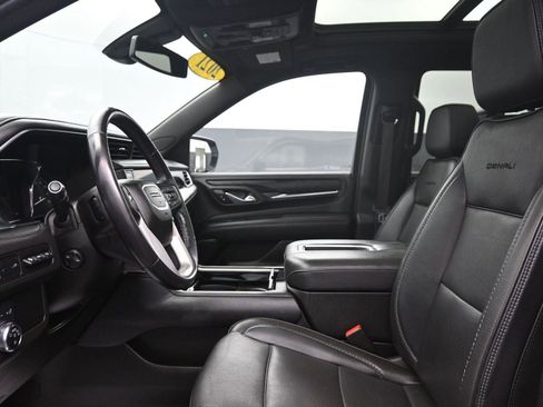 Used 2021 GMC Yukon Denali image 28