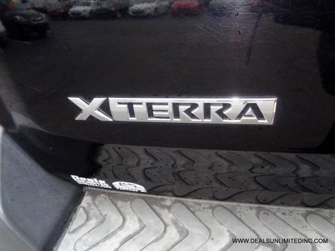 Used 2014 Nissan Xterra S AWD/4WD image 5