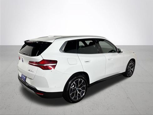 Used 2026 BMW X3 xDrive30i w/ Premium Package AWD/4WD image 6