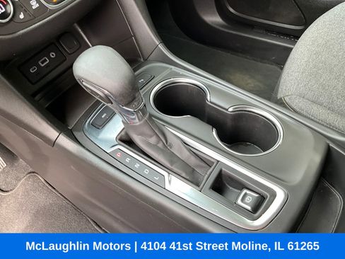 Used 2024 Chevrolet Equinox LT image 25