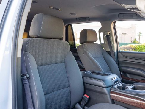 Used 2016 GMC Yukon SLE w/ Convenience Package image 23