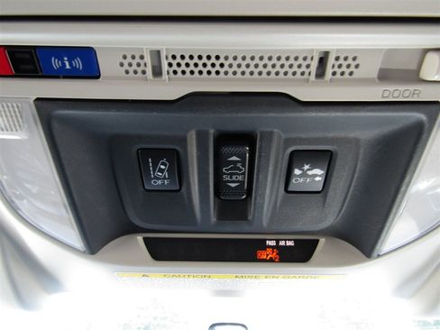 Used 2021 Subaru Forester Premium AWD/4WD image 29