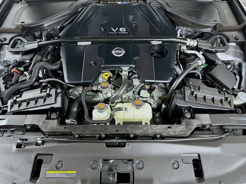 Certified 2024 Nissan Z Sport w/ Floor Mat Package image 33