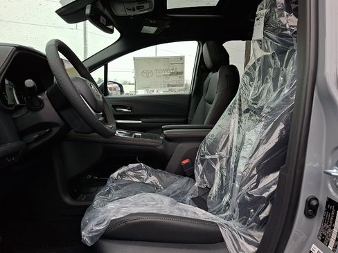New 2026 Toyota Sienna XLE Woodland Edition image 8