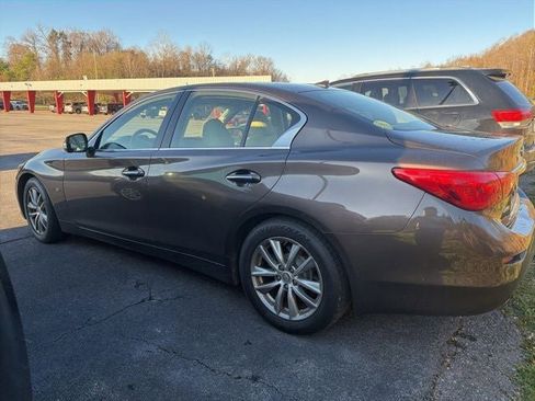 Used 2014 INFINITI Q50 Premium w/ Deluxe Touring Package image 4