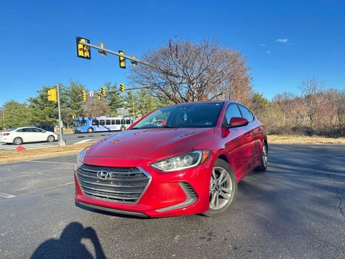 Used 2018 Hyundai Elantra Value Edition FWD image 6