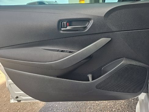 Used 2024 Toyota Corolla LE FWD image 11