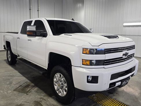 Used 2017 Chevrolet Silverado 3500 LTZ w/ Duramax Plus Package image 4